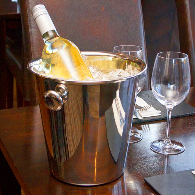 TULIP BUCKET ECONOMY W/ STUD KNOB