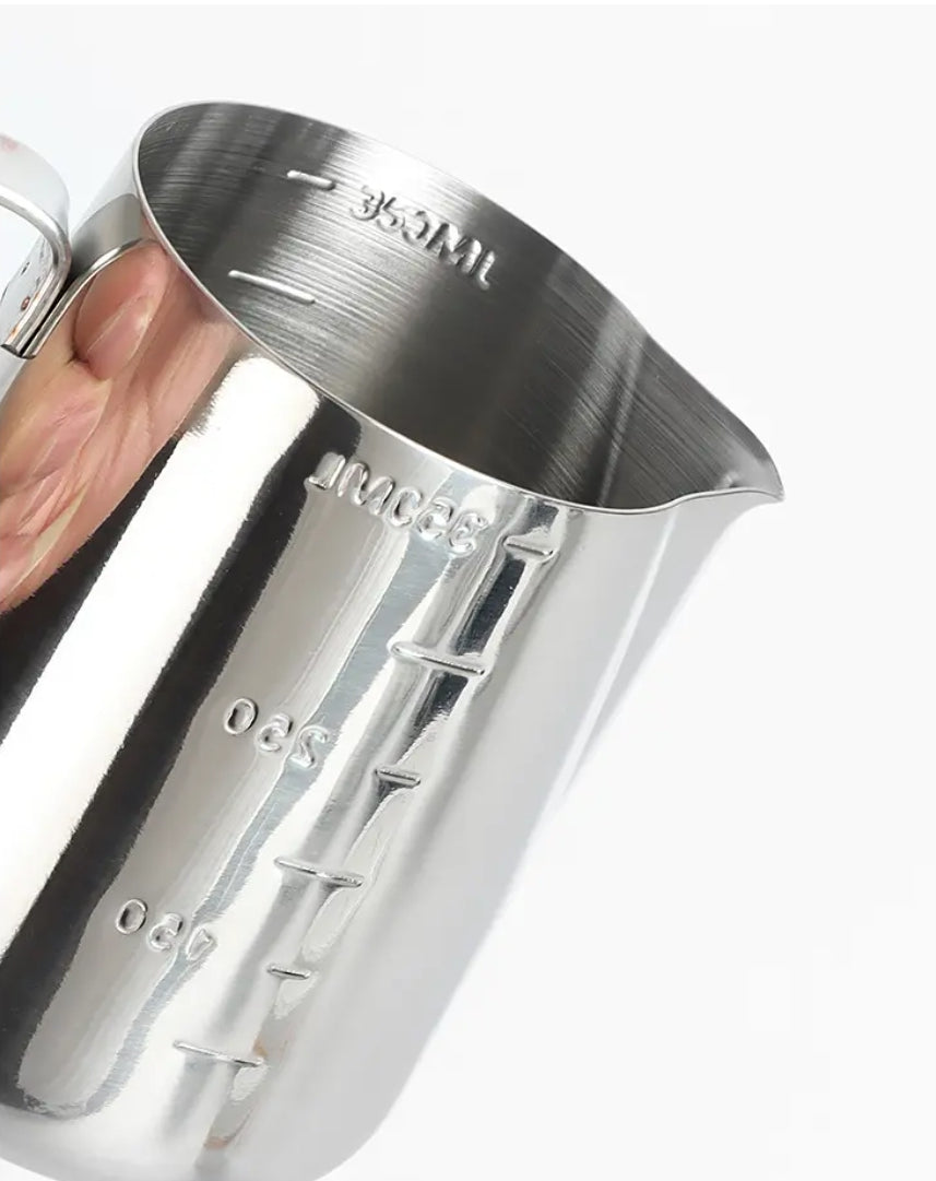 STAINLESS STEEL COFFEE PITCHER WITH SCALE