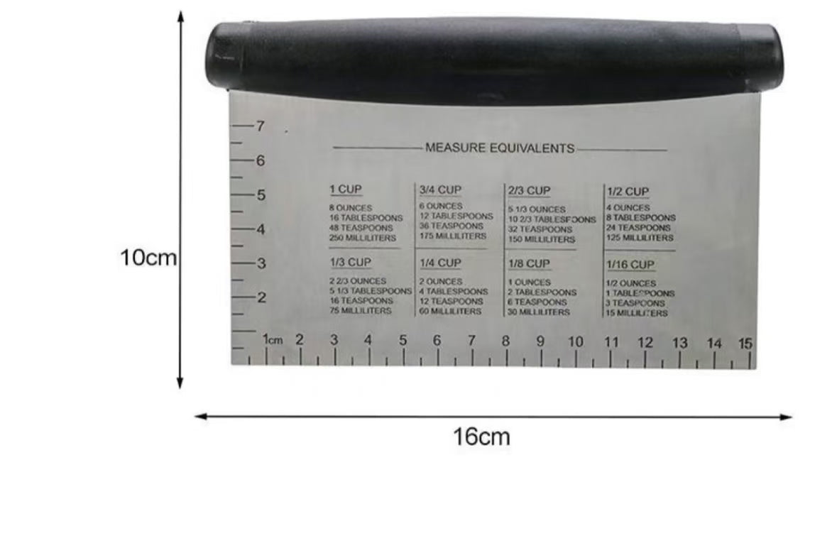 STRAIGHT DOUGH CUTTER BLACK HANDLE
