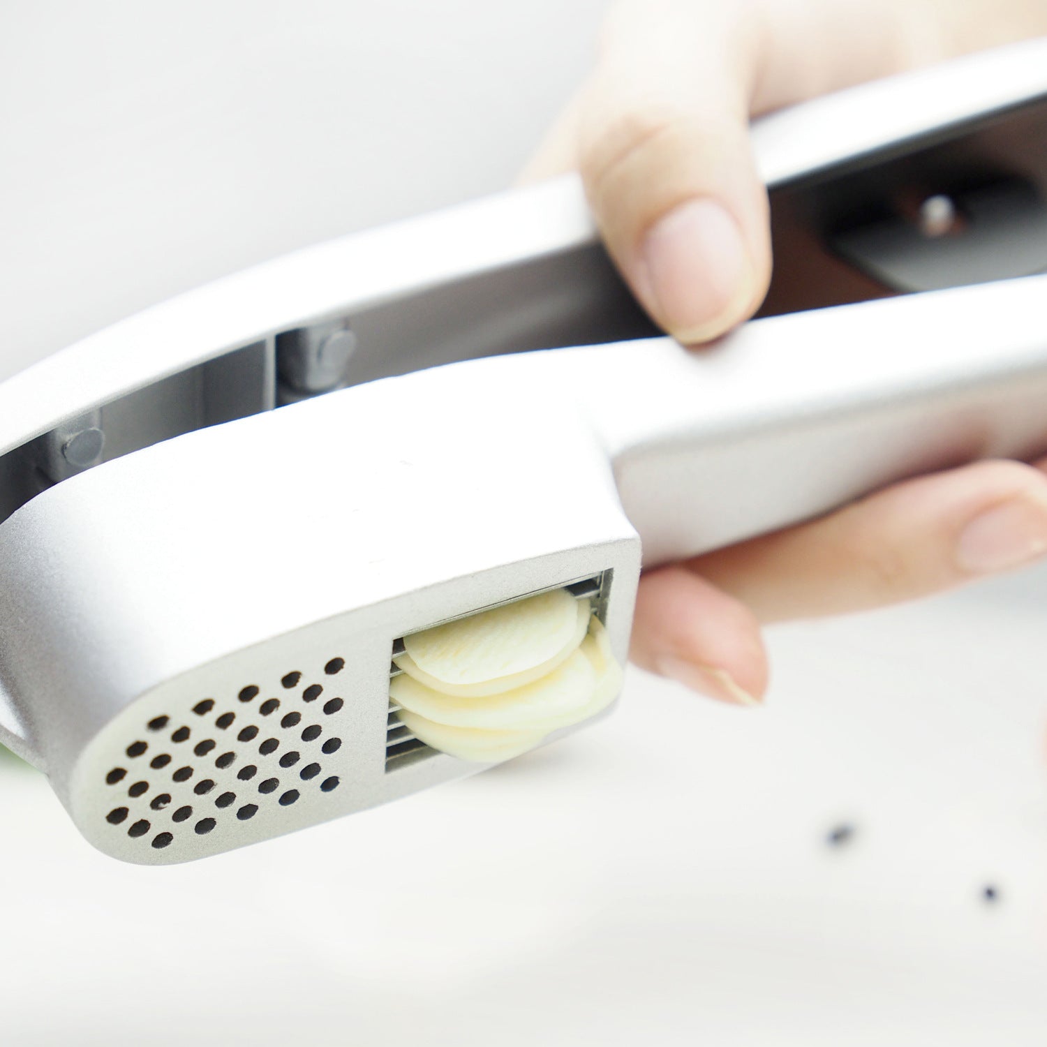 PREMIUM GARLIC PRESS AND CUTTER
