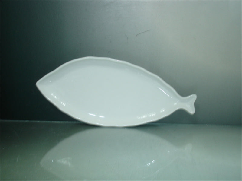 Siciliano Fish Shape Porcelain Plate – 4 Sizes | Restaurant Grade