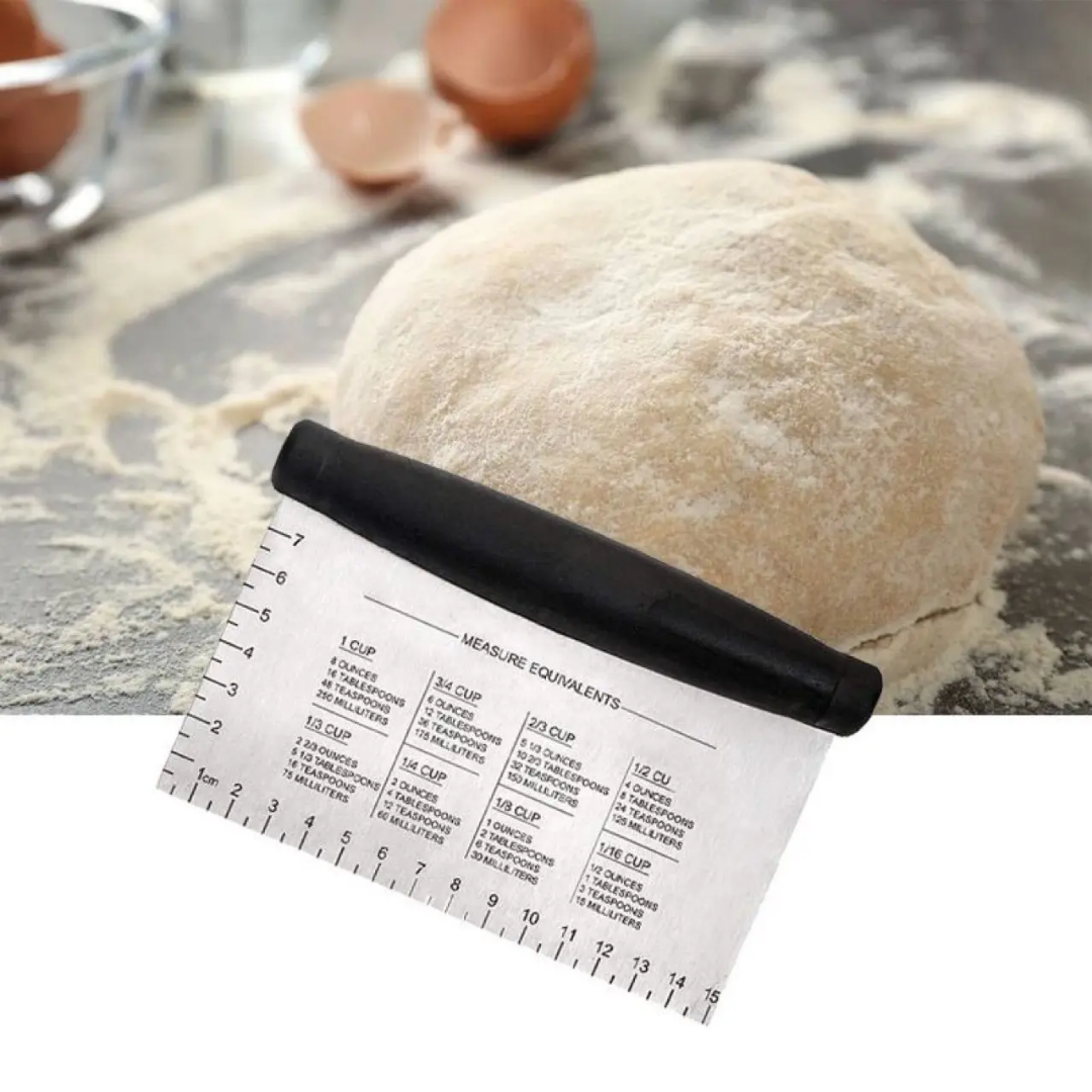 STRAIGHT DOUGH CUTTER BLACK HANDLE